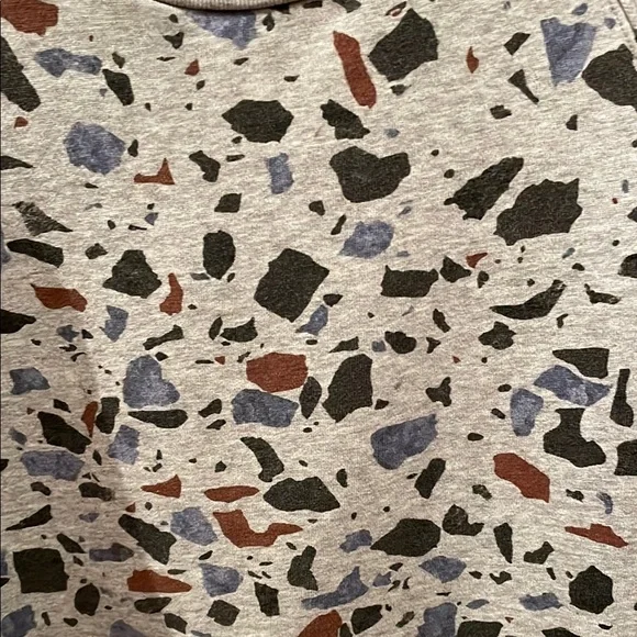 Gray Patterned Sweater - Picture 3 of 3